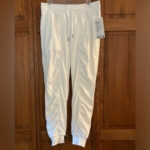 Lululemon Dance Studio pant Size 8 NWT